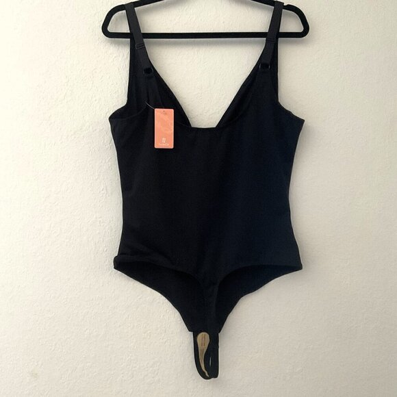 BRA & BODYSUIT THONG SHAPER RUNS SMALLER SEE MEASUREMENTS - Picture 4 of 10